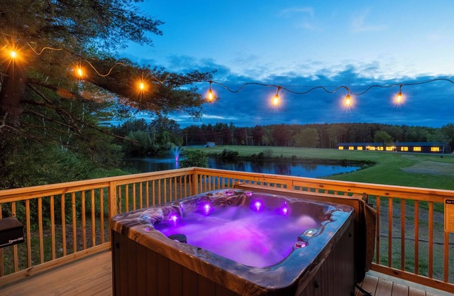 Spacious 3BR - Pond - Tennis Court