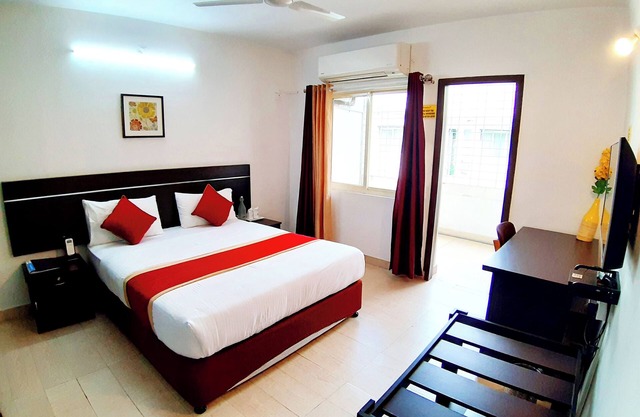 Spacious 4 Bedroom Duplex Penthouse in Central Bangalore - Fully Serviced