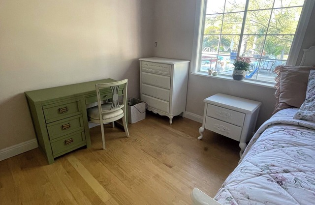 Spacious 4-bedroom house with WiFi and AC in fantastic Los Angeles