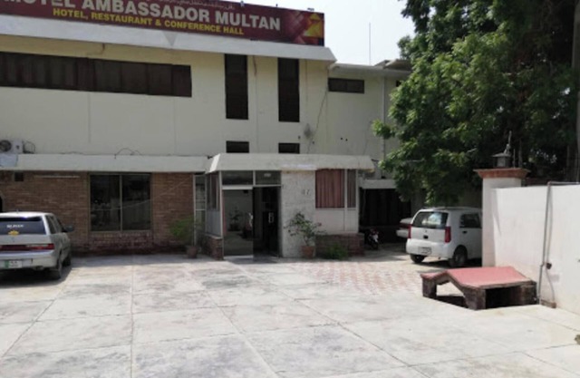 Spacious 5-bedroom hotel in charming Multan with AC