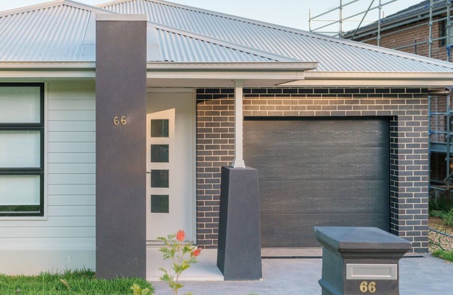 Spacious 5 Br 3 Ba Modern house Cobbitty