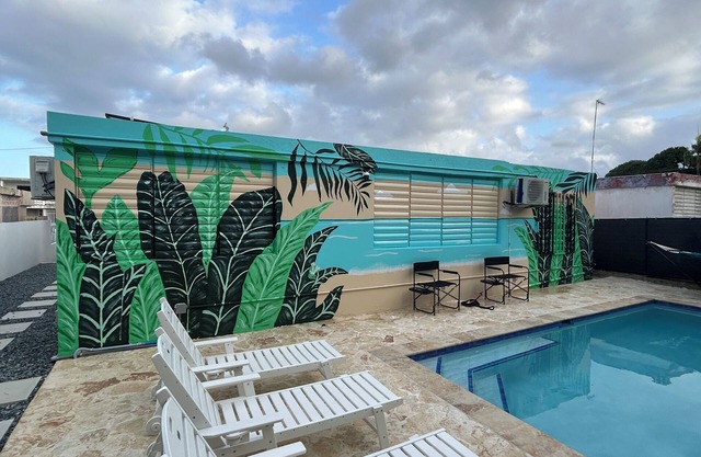 Spacious 5-BR house with private POOL, WiFi, AC in lovely Luquillo