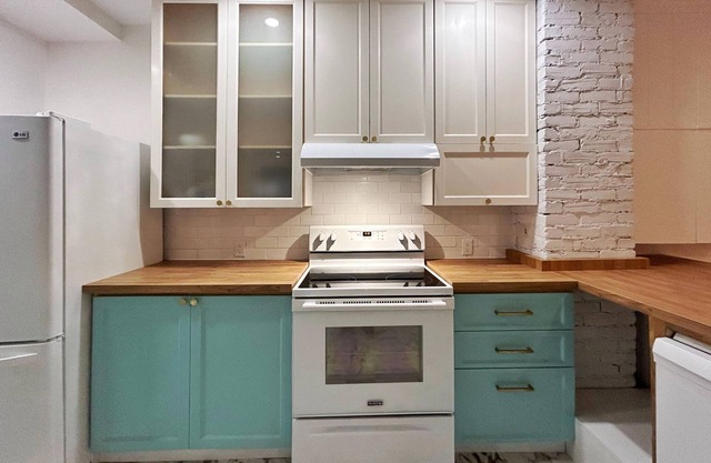 Spacious and calm appartement all incuded with a full kitchen.