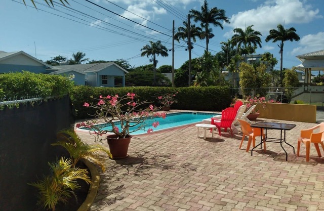 Spacious apartment & lovely pool 5mins walk to beach. 5* TripAdvisor 50 reviews