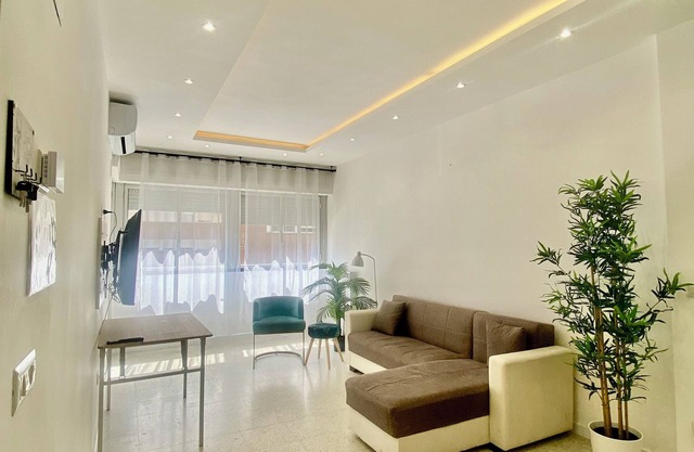 Spacious Apartment EUR-Laurentina - For large groups and families!