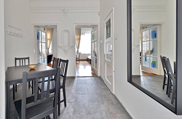 Spacious apartment in Buda. Close to public transport and shops