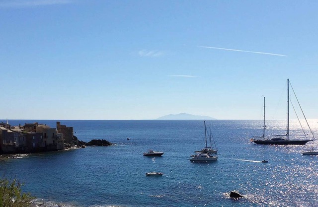 Spacious apartment, stunning sea view!