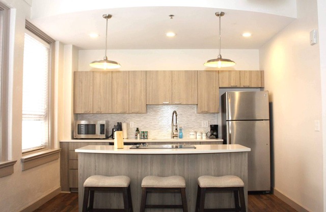 Spacious Apt in Heart of Wichita