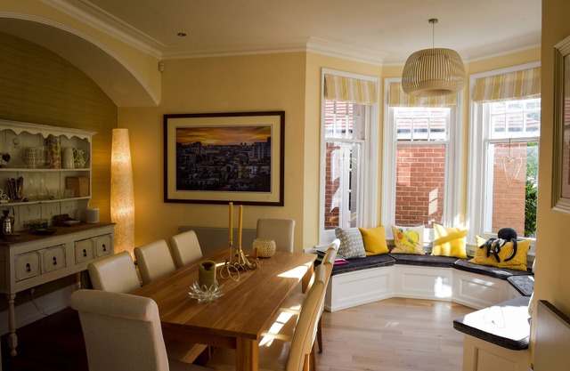 Spacious, beautiful luxury home - short walk to the beach