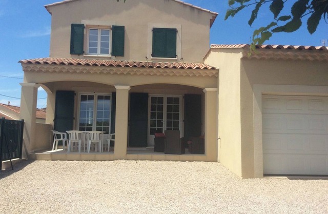 Spacious, bright village house close to tourist attractions