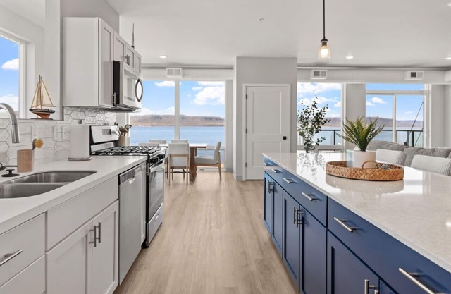 Spacious Condo with beautiful windows overlooking Lake Pepin - Attached Garage - Unit 201