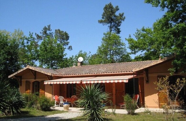 Spacious country house on a 4,000 m2 property, 3 km from the Atlantic