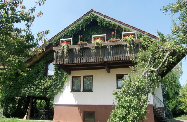 Spacious Countryside Home