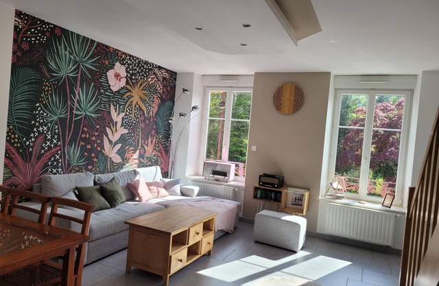 Spacious duplex at Matthieu's. Sleeps 1 to 6.