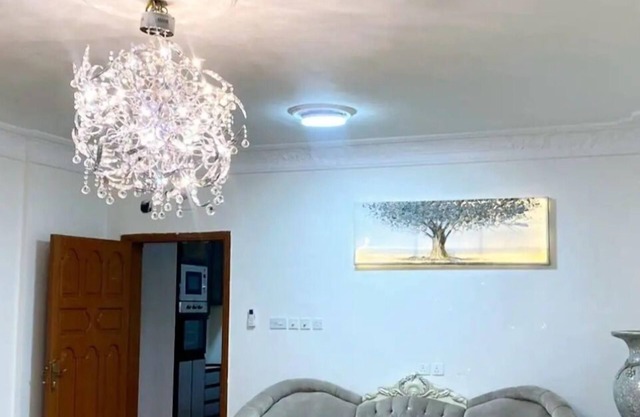 Spacious Family Apartment 10 Min from AlHaram