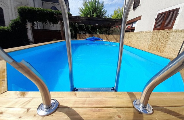 Spacious Family Home with Pool and Parking in Saint-Gaultier
