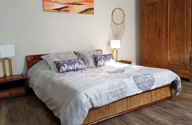 Spacious charming apartment equipped for 4 people