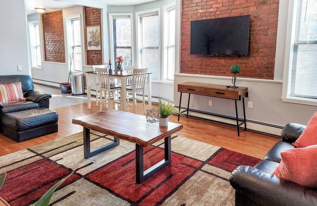 Spacious Getaway ✔ Wooster Sq.✔ Seasonal discount✔
