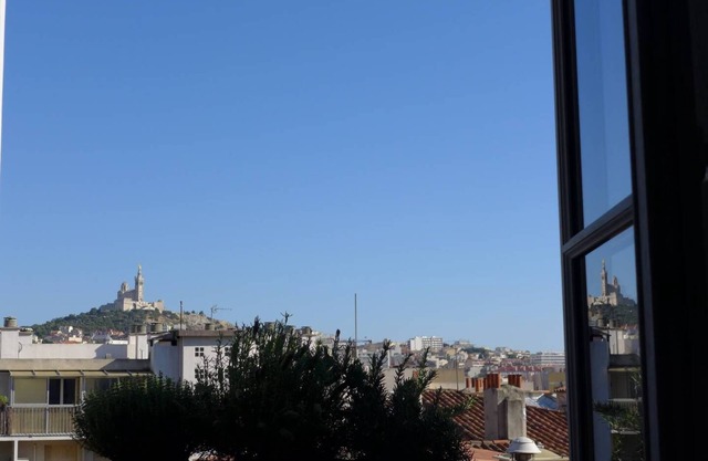 Spacious Historical appartment in Panier/Vieux Port-Central,cosy,fully equipped