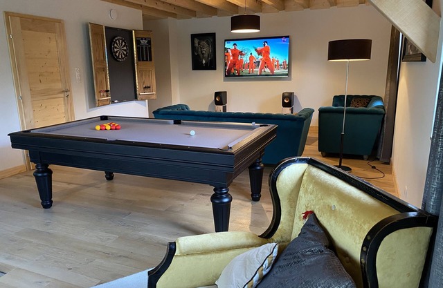 Spacious holiday home Le Carré Haut spaciou