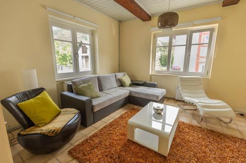 Spacious Home in Scenic Outdoors with Private Garden & Parking