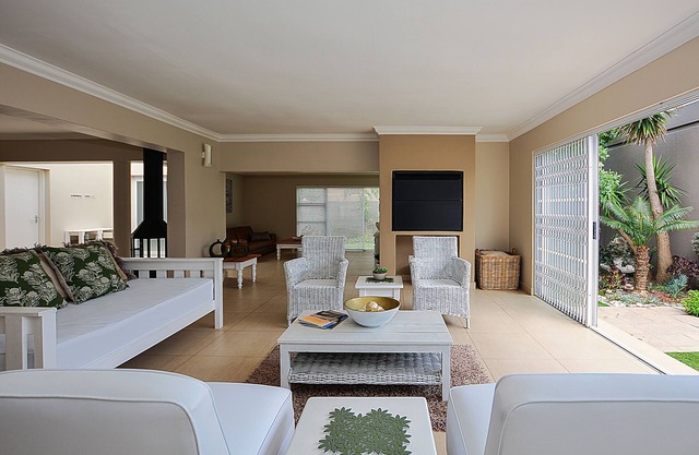 Spacious home with indoor jacuzzi. Self check-in.