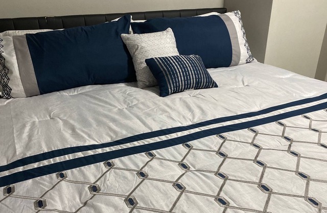 Spacious house in a cul-de-sac. centrally located