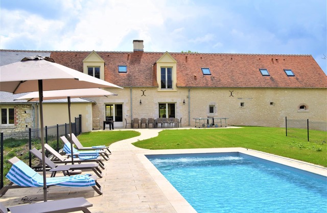 Spacious house, private pool, 10 to 19 p.