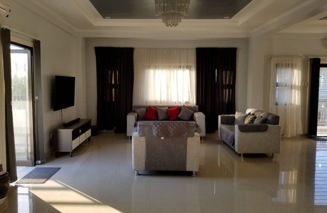 Spacious House/Villa near Hundred Island wharf Alaminos City, Pangasinan, Phil.