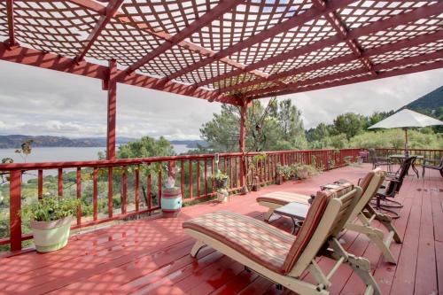 Spacious Kelseyville Home with Large Lakefront Deck!