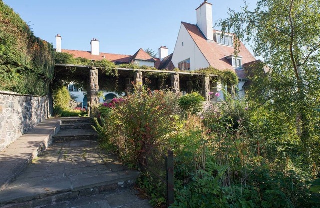 Spacious luxury apartment in a countryside setting close to St Andrews & Dundee