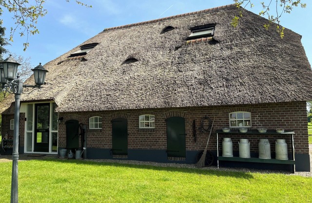 Spacious Luxury Home in Holten with 600 m³ for Exclusive Comfort for 4 Guests