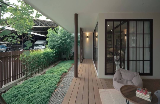 Spacious & Pet-Friendly Home – 10 Minutes to Disney, TVs in Every Bedroom!