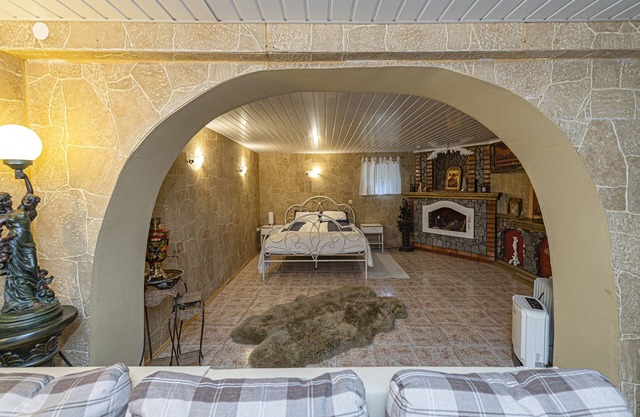 Spacious Studio apartment By Polo Apartments