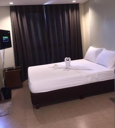 Spacious Studio Apartment B206