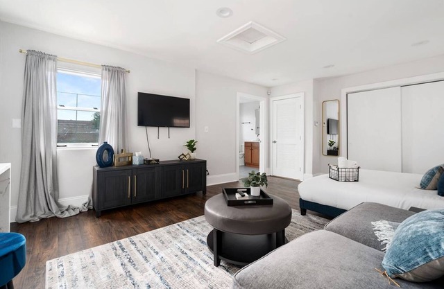 Spacious Studio w/King Bed | Walk to OSU + Bars