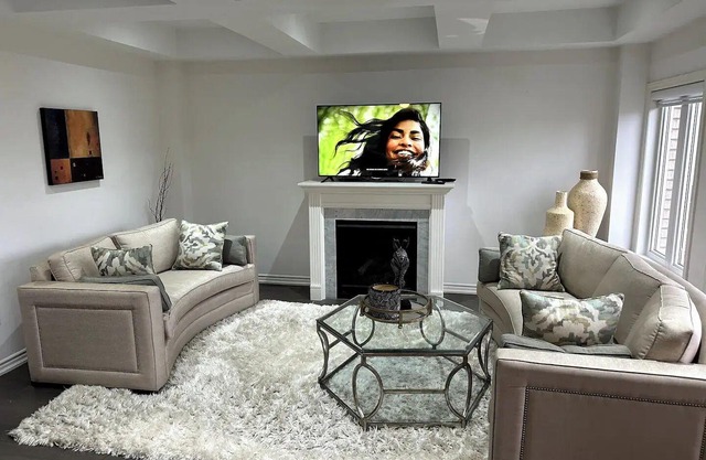 Spacious, Stylish & Tranquil Gem near Town Center!