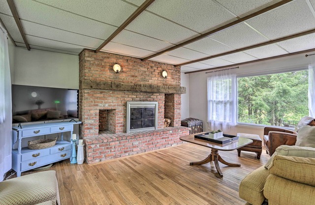 Spacious Sullivan County House w/Fire Pit