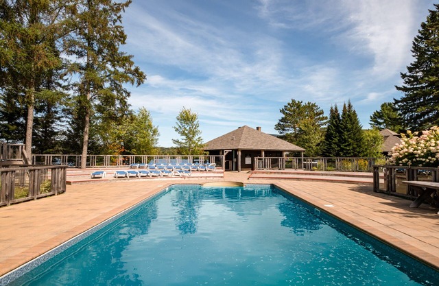 Spahaus with hot tub and Steam shower room, resort accessnCITQ 291793