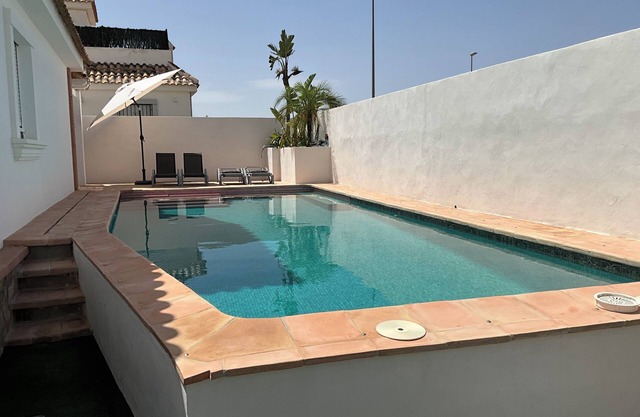 Spanish villa with large swimming pool