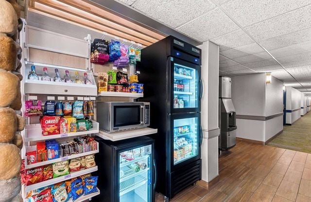 Spark by Hilton Cedar Falls