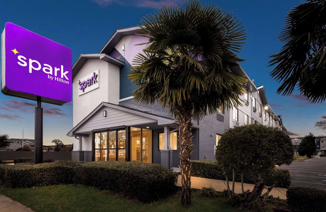 Spark by Hilton Norfolk