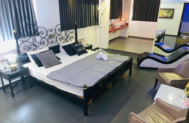 Spat Rooms VIP