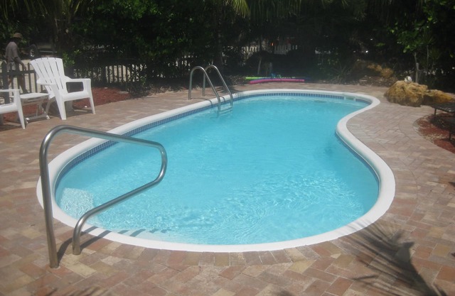 SPCL FALL RATES THREE LOTS WITH POOL AND DOCK! SECLUDED LOWER KEYS RETREAT