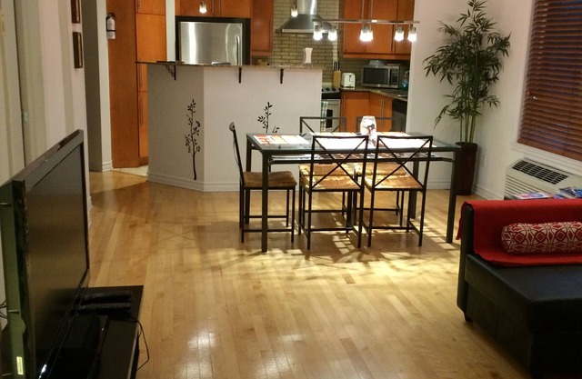 *SPECIAL RATES * 2 bedrooms condo with garage and terrasse - * GREAT LOCATION*