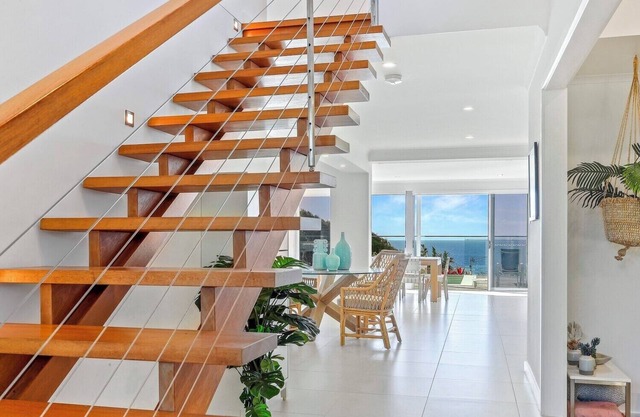 Spectacular Beachside Living, Sunrise Beach