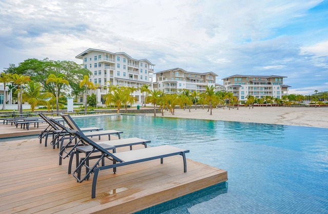 Spectacular Buenaventura Marina View - Cozy - Sleeps 5