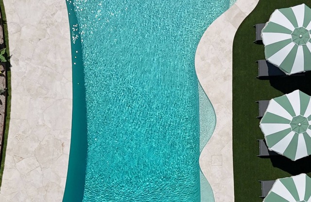 Spectacular Ocean Front home With Pool