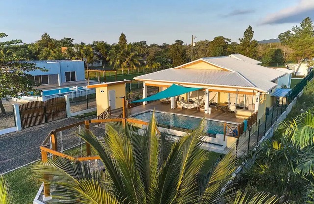 Spectacular oceanfront home