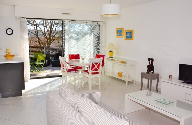 Splendid 3P in residence in the Calm - Car park - WIFI - TERRACE - 70m Center VALBONNE